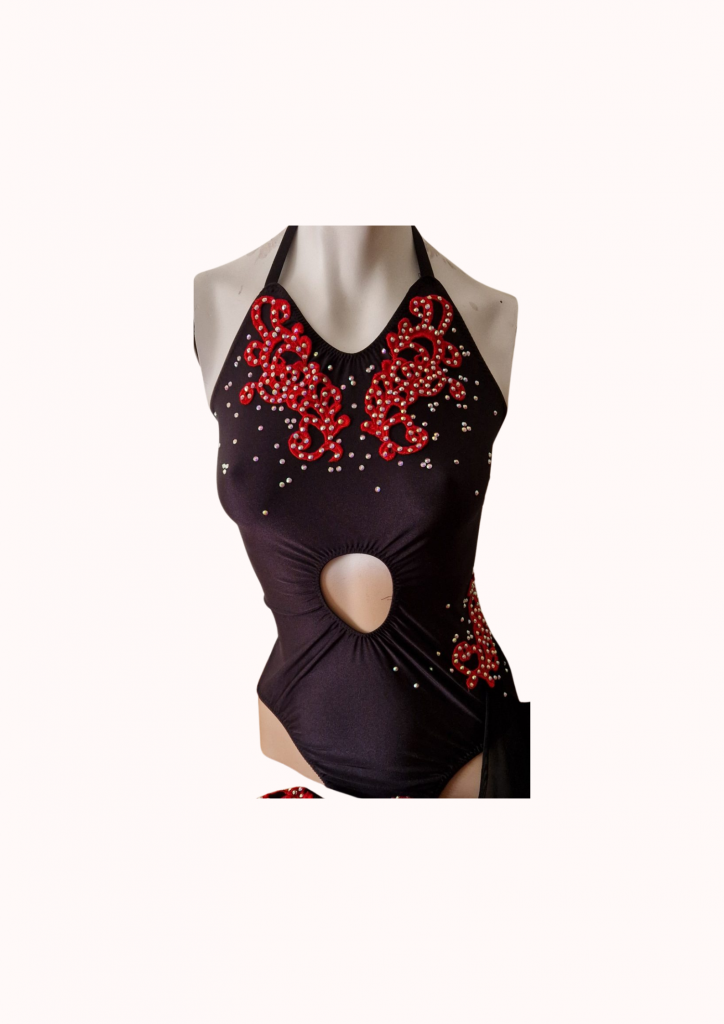 justaucorps rouge et noir