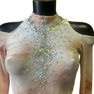Le Coin Paillettes | Location et vente de tenues artistiques de seconde main 5 IMG 7873 removebg preview